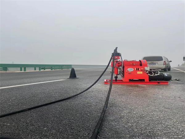 安吉马路路基路面开裂下沉注浆加固灌浆